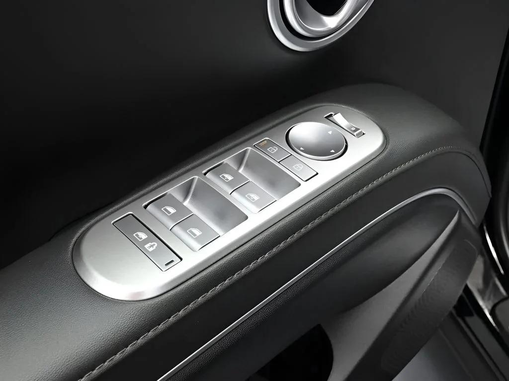 New 2026 Abyss Black Pearl Hyundai SEL 7P image 15