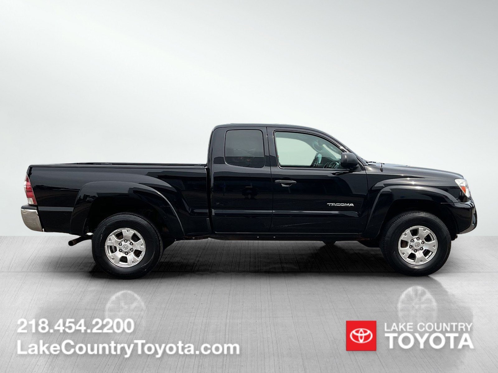 Used 2012 GREY METALLIC Toyota Base image 6