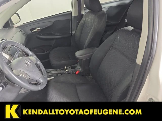 Used 2009 White Toyota S image 4