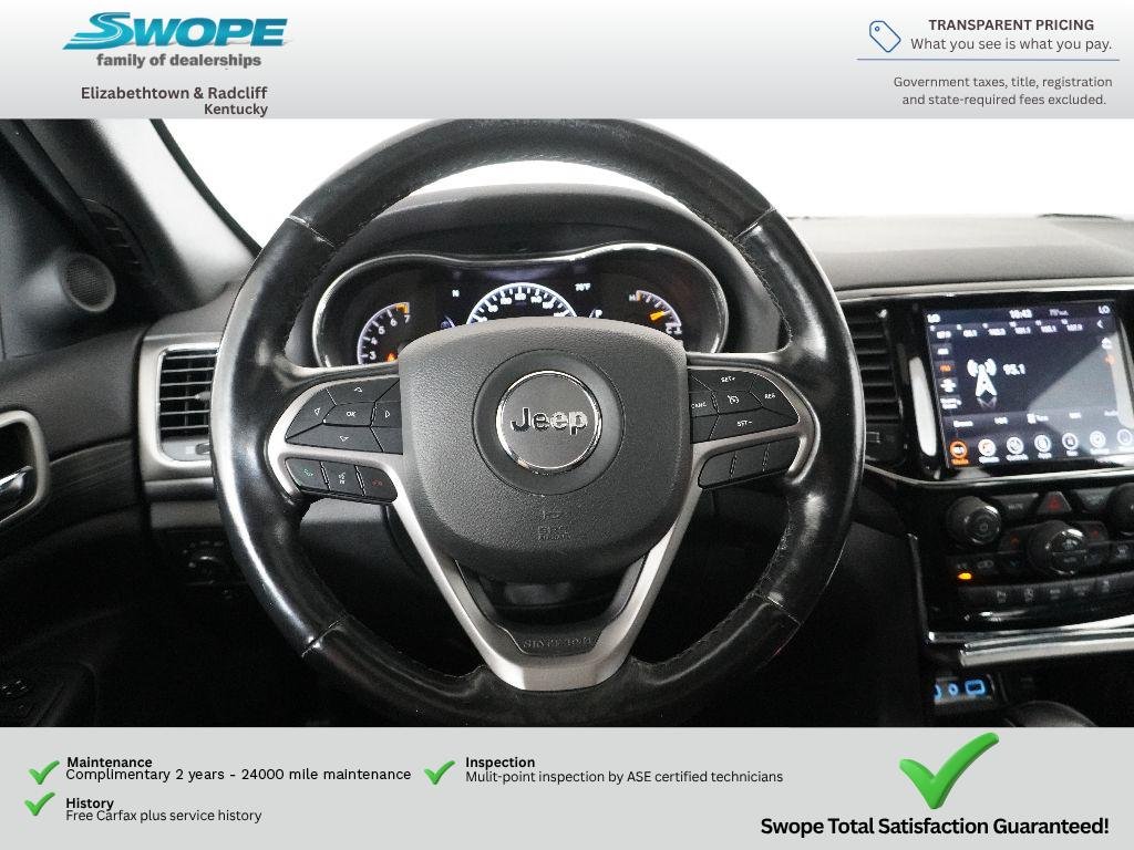 Used 2019 Diamond Black Crystal Pearlcoat Jeep Altitude image 16