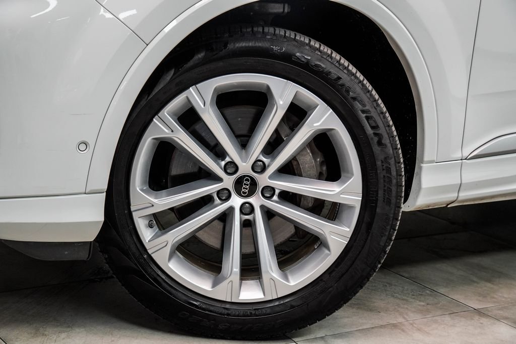 Used 2025 White Audi 55 Premium Plus image 3