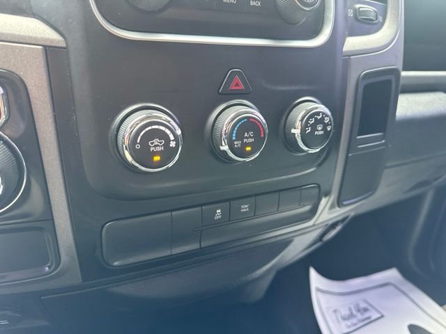 Used 2015 White Ram Express image 20