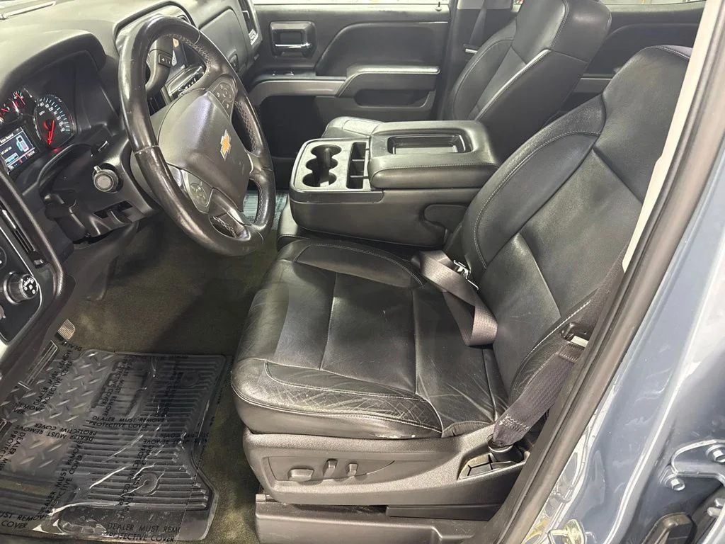 Used 2015 Gray Chevrolet LT image 16