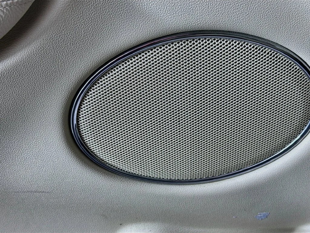 Used 2019 White Lincoln Standard image 22
