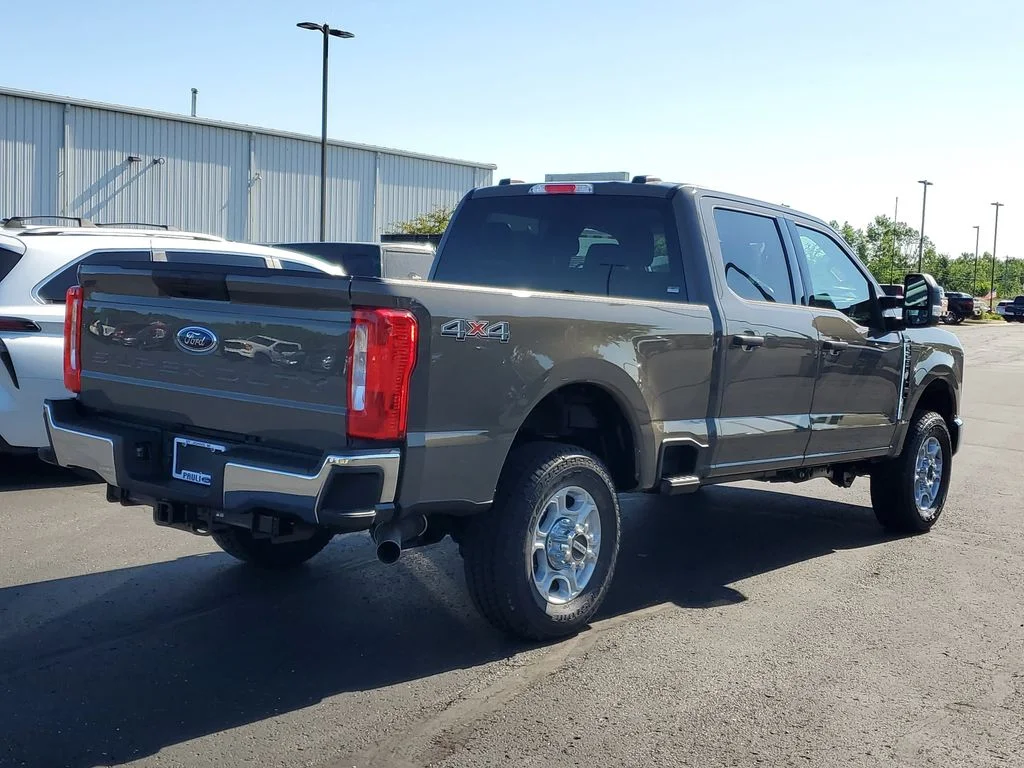 New 2026 Marsh Gray Ford F-250® XLT image 4