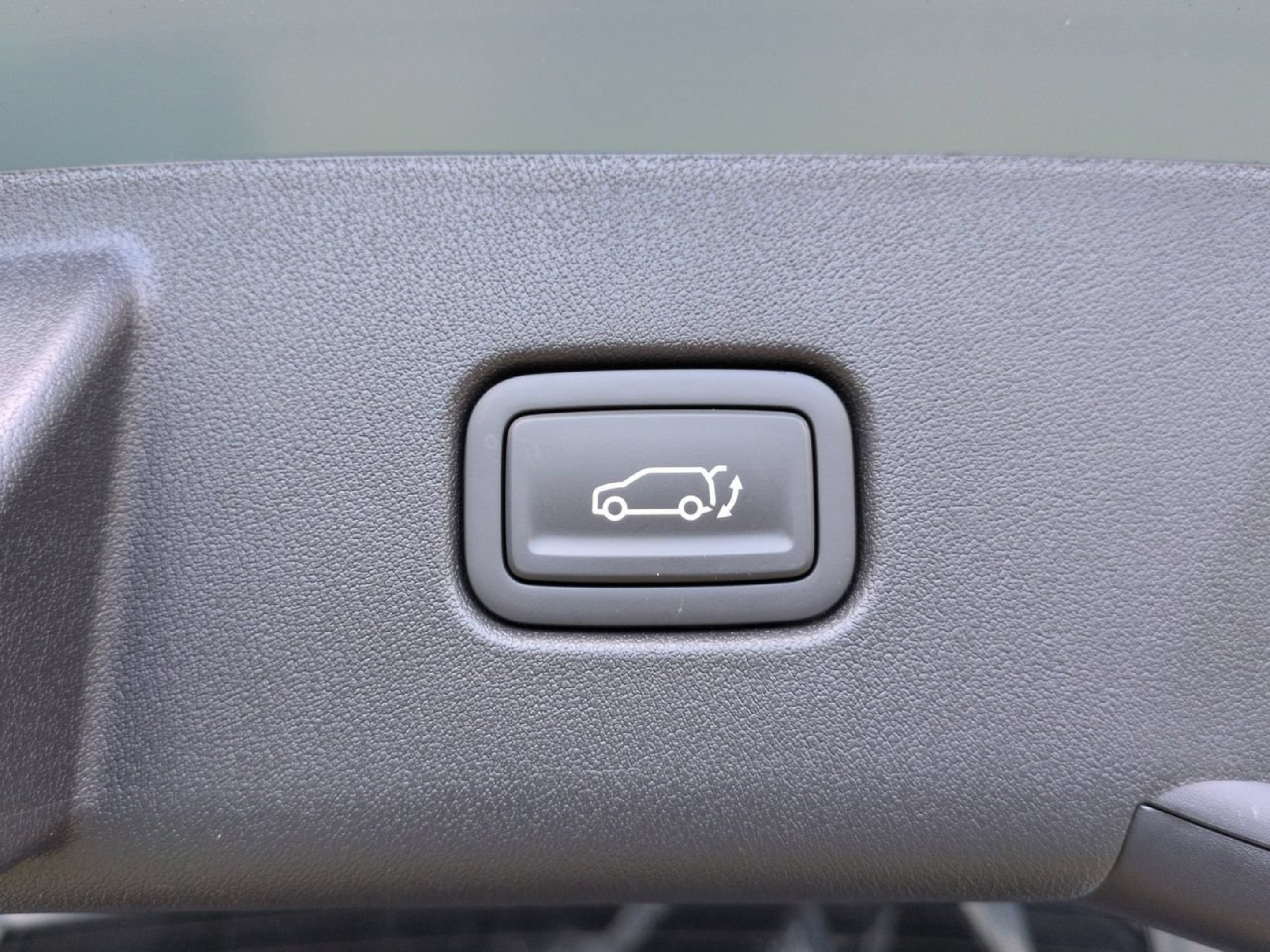 New 2027 Pale Gray Kia X-Line SX image 23