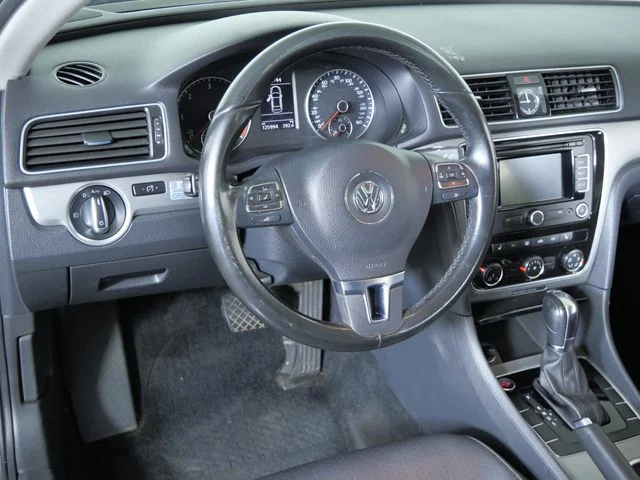 Used 2014 Gray Volkswagen TDI SE image 22