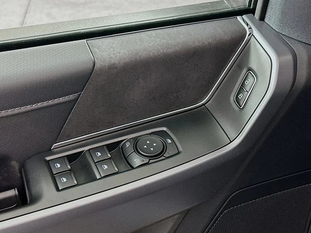 New 2026 Iconic Silver Metallic Ford XLT image 18