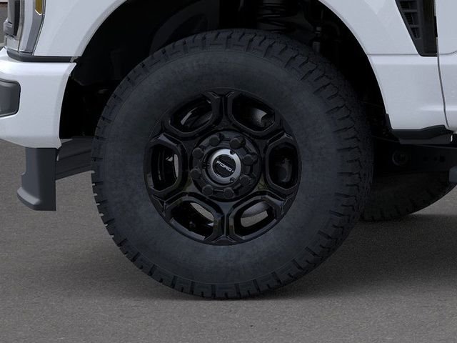 New 2026 Oxford White Ford F-250 XL image 19