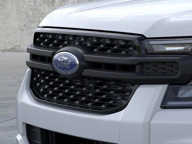 New 2026 Oxford White Ford XL image 17
