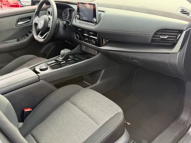 Used 2021 Gray Nissan SV image 15