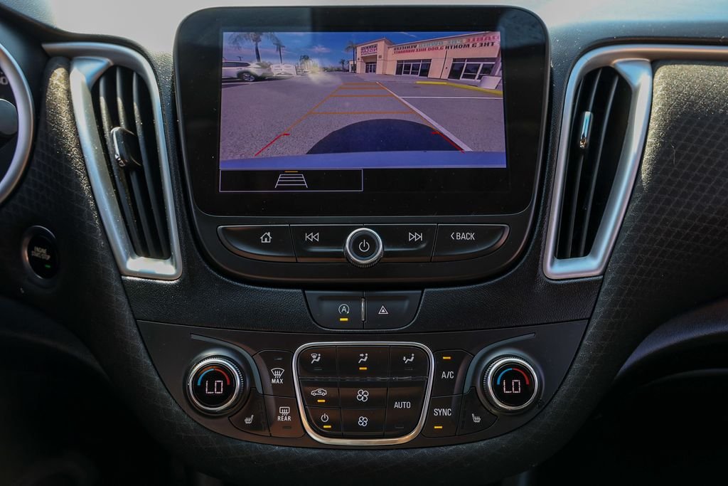 Used 2023 White Chevrolet LT image 28