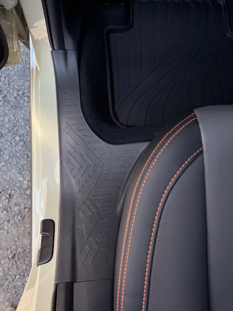 New 2026 SAND DUNE PEARL Subaru Limited Hybrid image 34