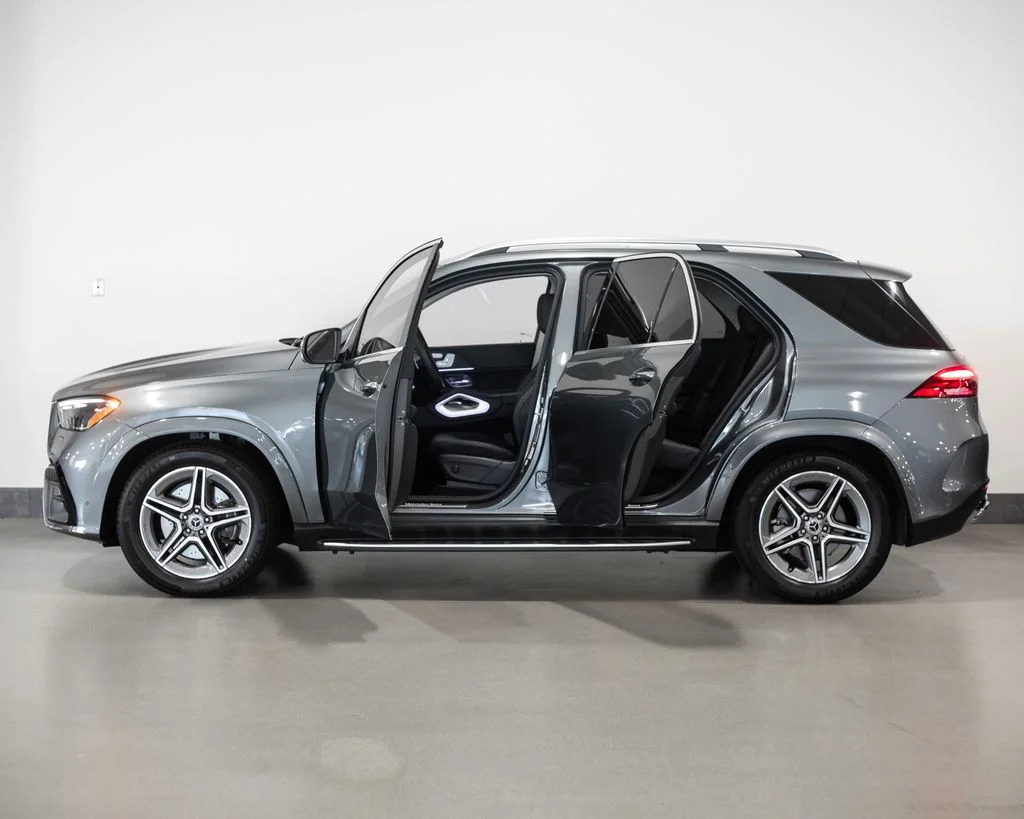 Used 2026 Black Mercedes-Benz GLE 450 image 3