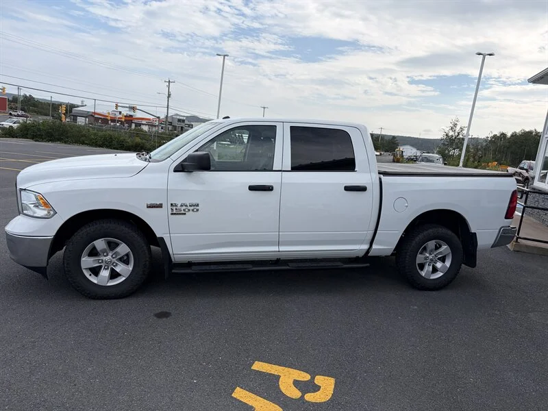 Used 2023 White RAM Warlock image 3