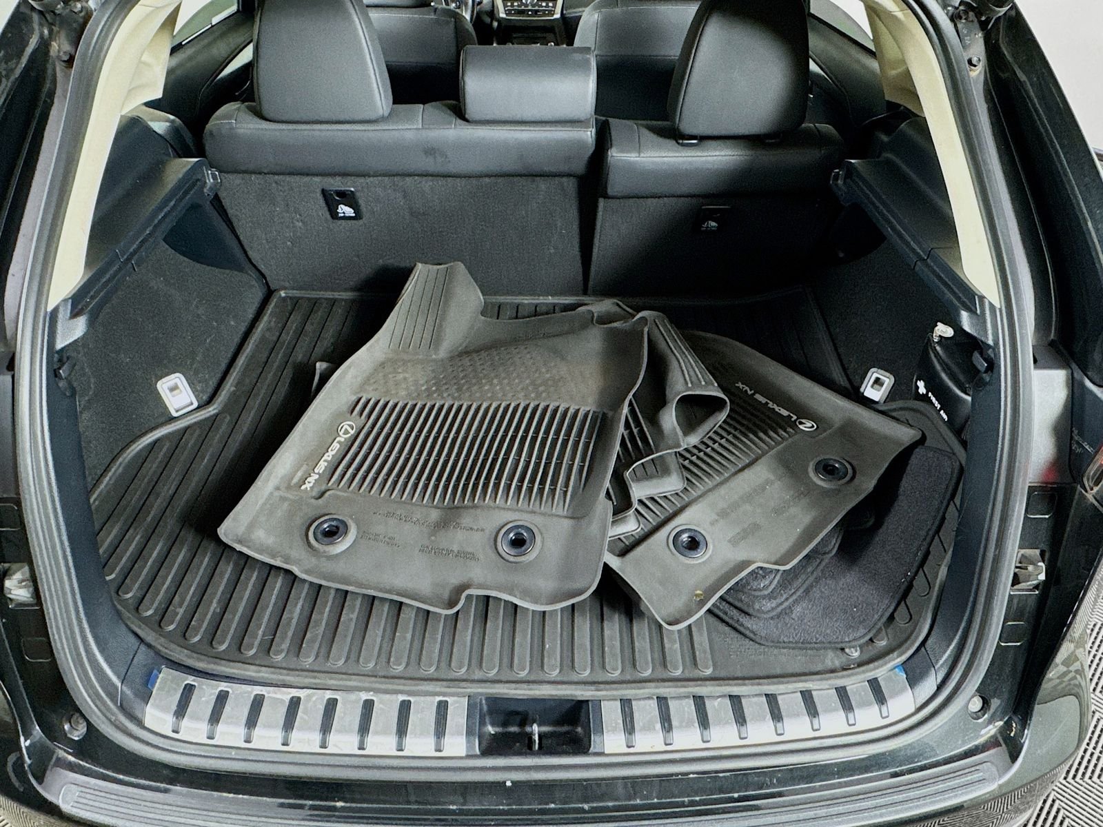Used 2021 Caviar Lexus 300 Base image 22