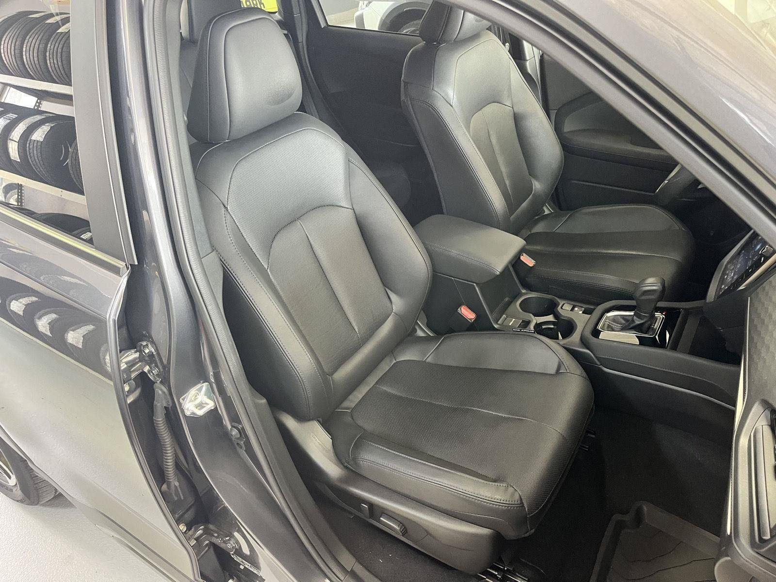 Used 2025 Magnetite Gray Metallic Subaru Limited image 15
