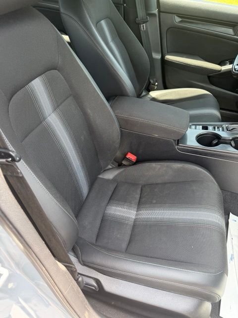 Used 2025  Honda Sport image 8
