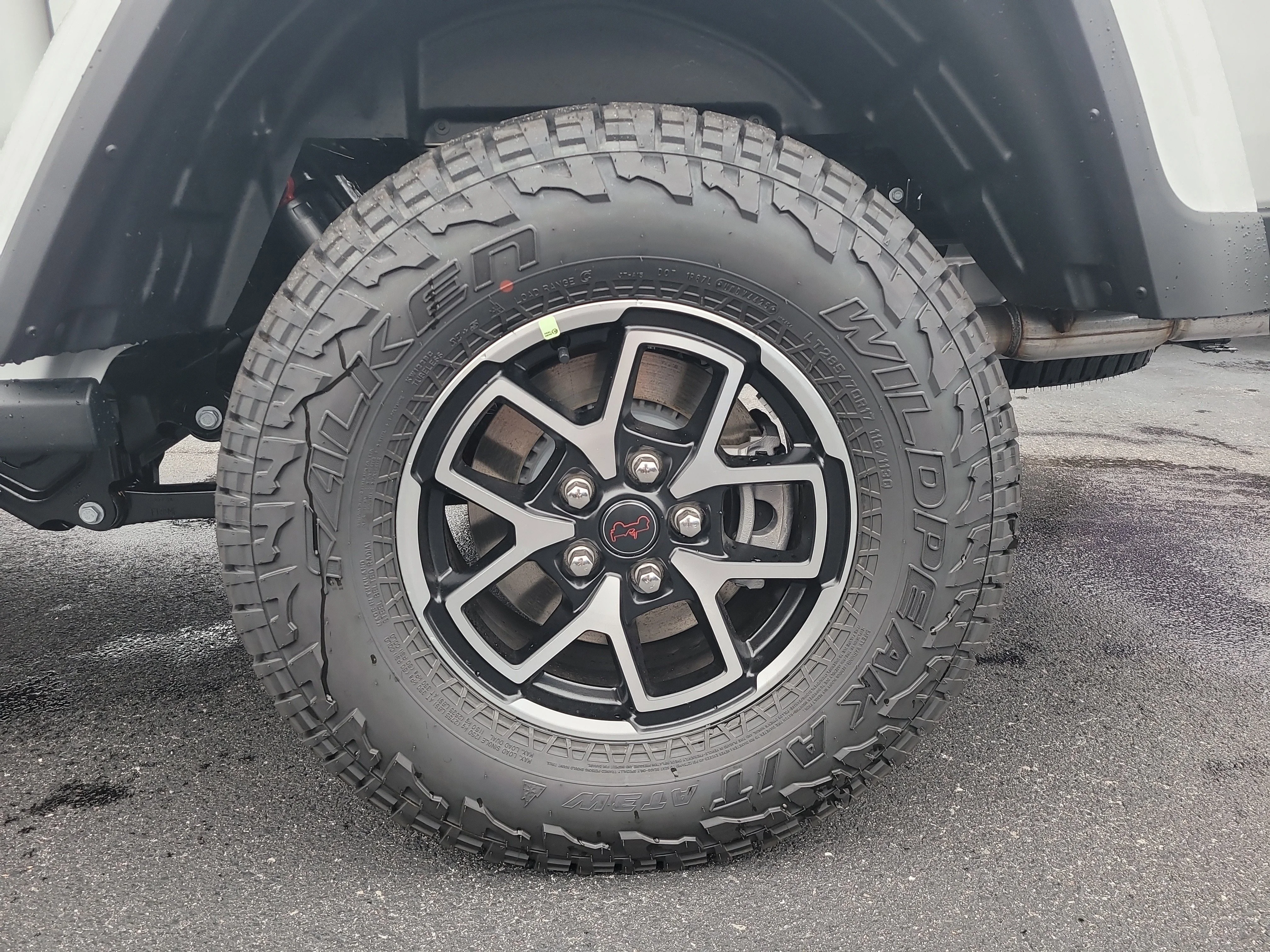 New 2026 Bright White Clearcoat Jeep Rubicon X image 9