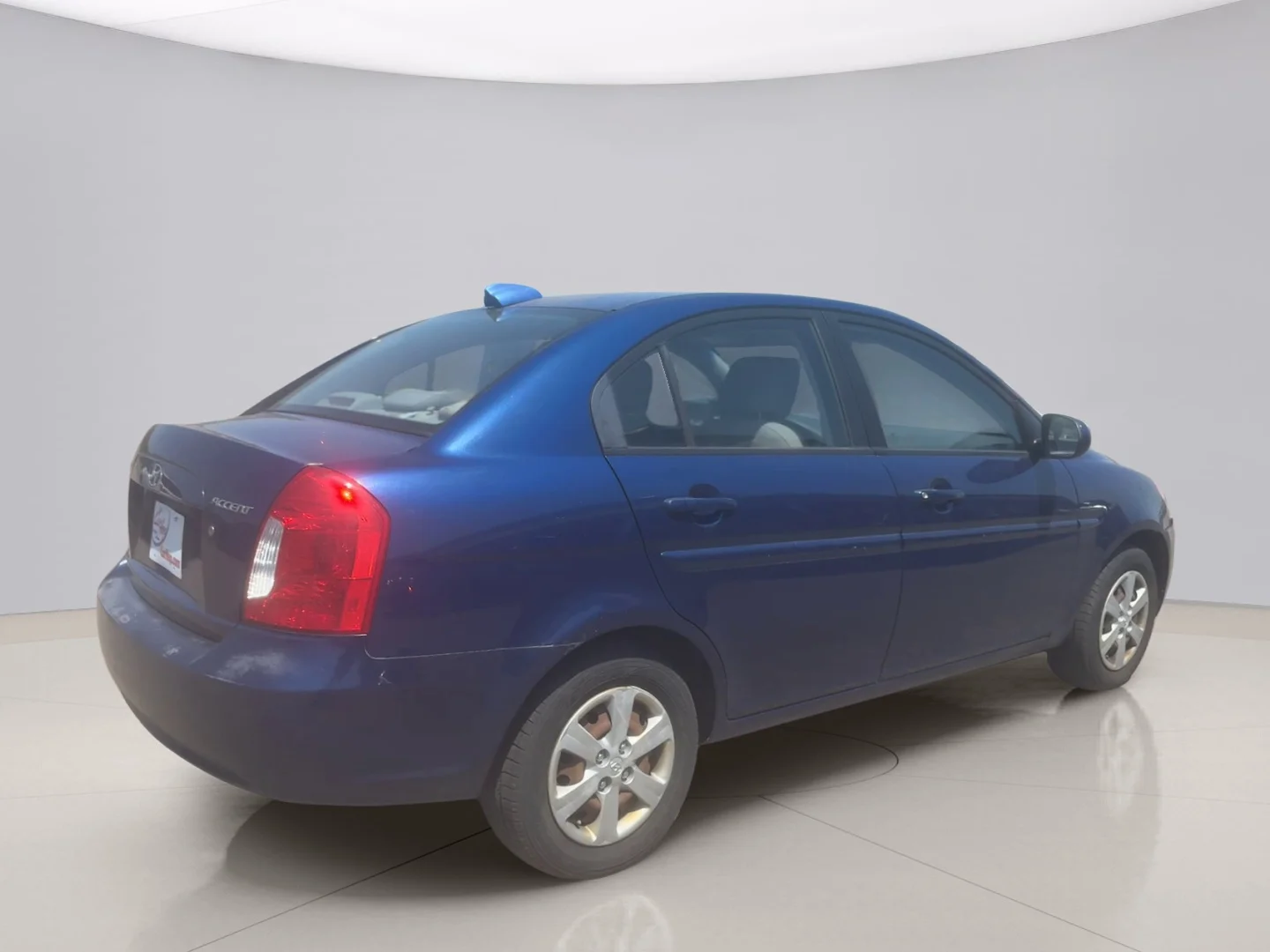 Used 2010 Red Hyundai GLS image 5