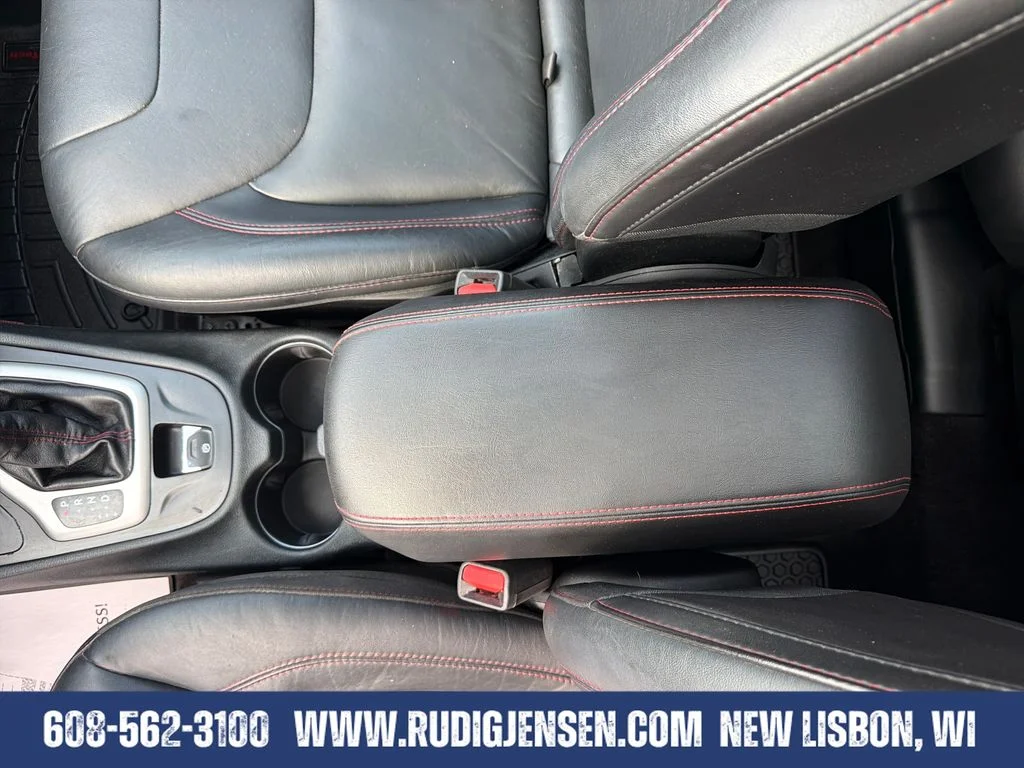 Used 2016 Gray Jeep Trailhawk image 26