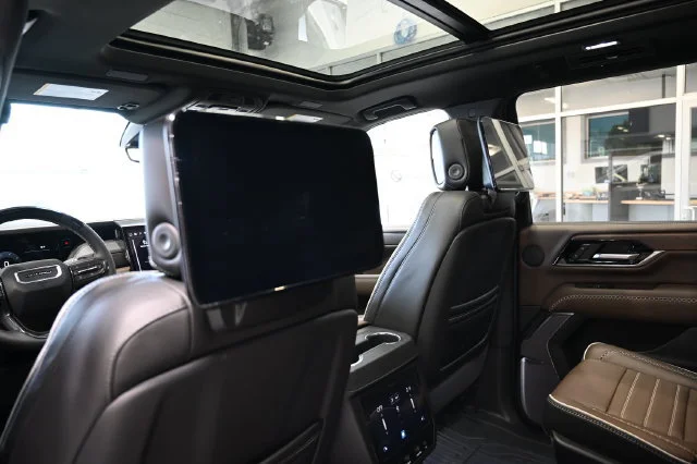 2026 GMC Yukon XL Denali Ultimate - Photo 24