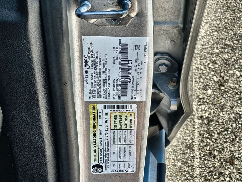 Used 2020  Ford Titanium image 34