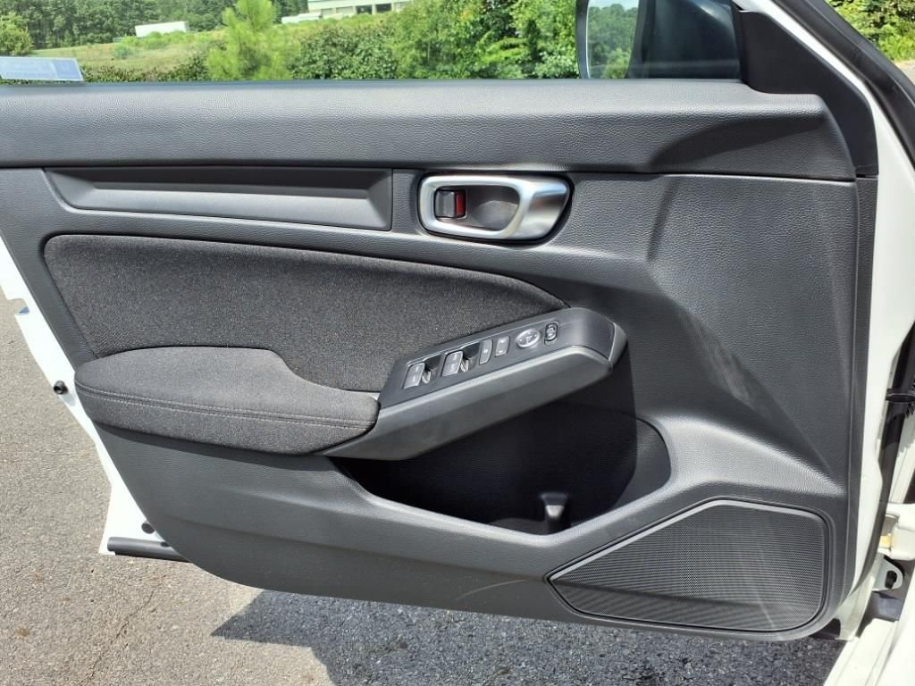 2025 Honda Civic Hatchback Sport - Photo 21