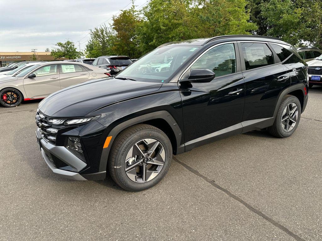 New 2026 Black Hyundai SEL AWD image 2
