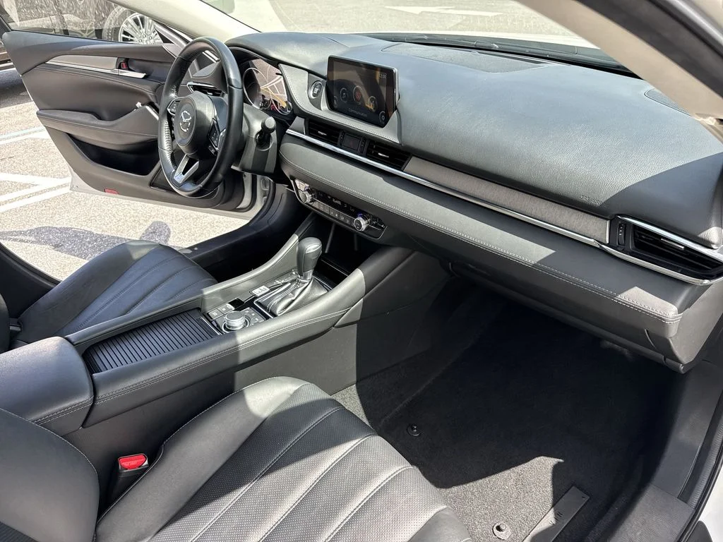 Used 2020 Snowflake White Pearl Mica Mazda Touring image 32