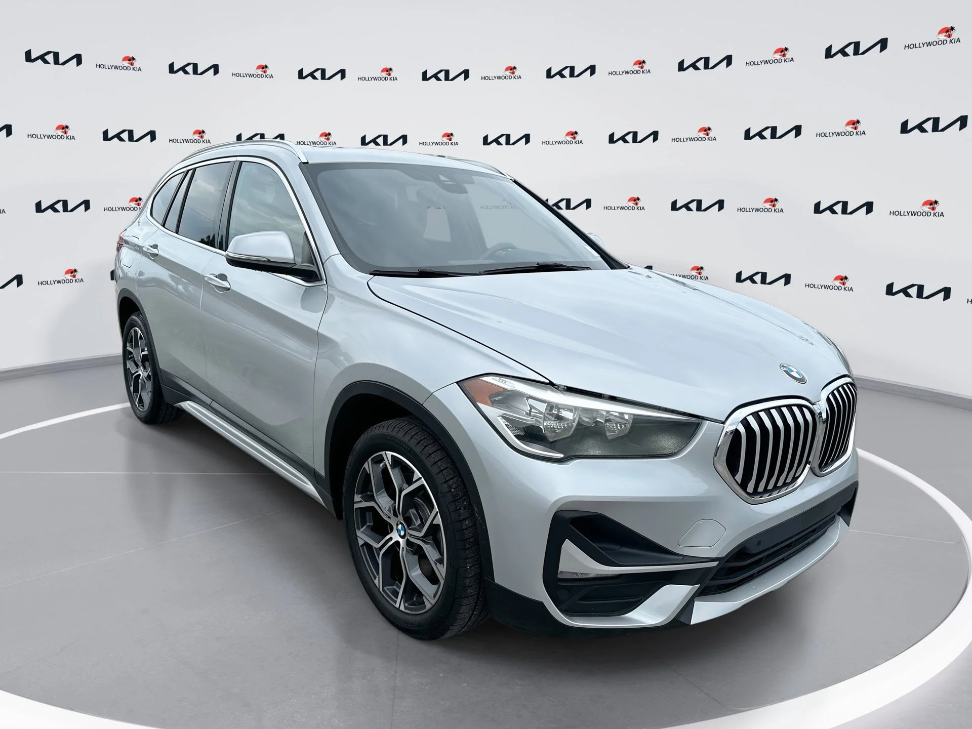2020 BMW X1 sDrive28i's photo