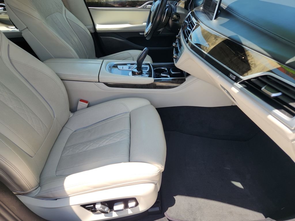 Used 2018 Black BMW 740i xDrive image 15