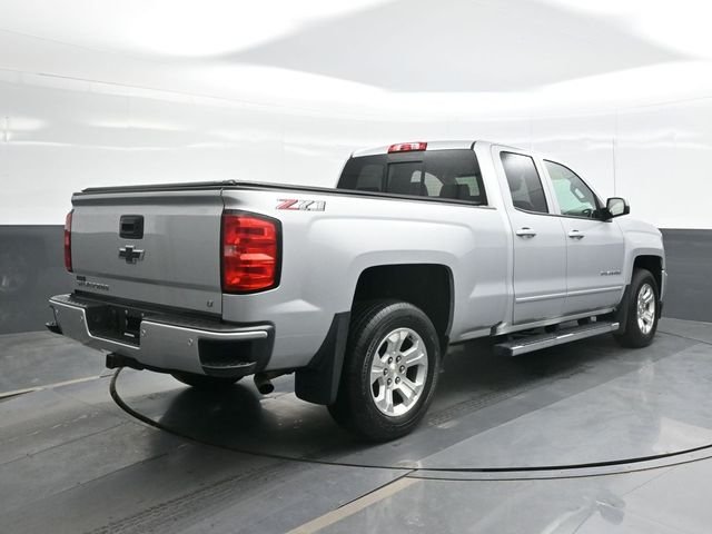 Used 2018 Silver Chevrolet LT image 9
