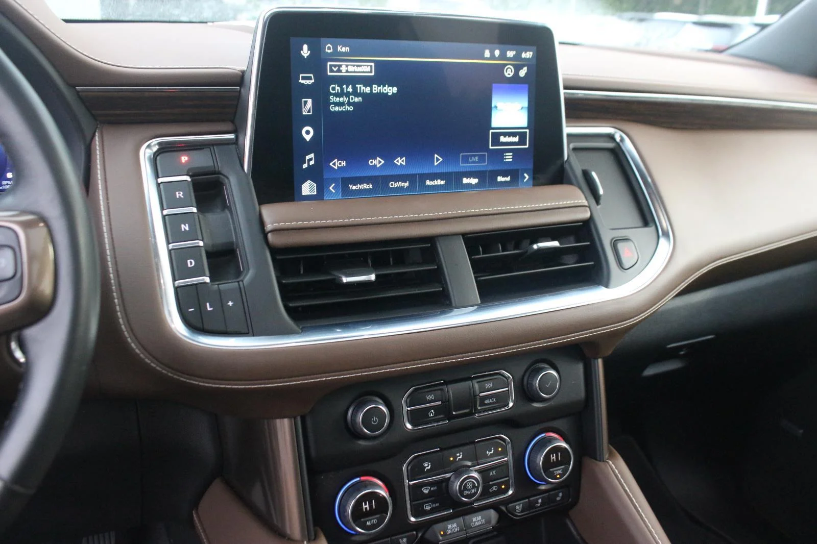 Used 2024 Iridescent Pearl Tricoat Chevrolet High Country image 22