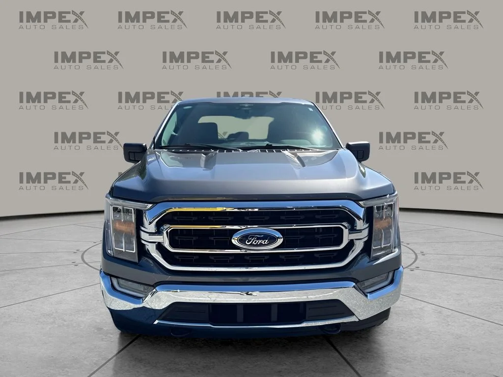 Used 2023 Gray Ford XLT image 8