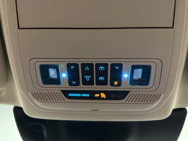 Used 2021 White Ford Limited image 31