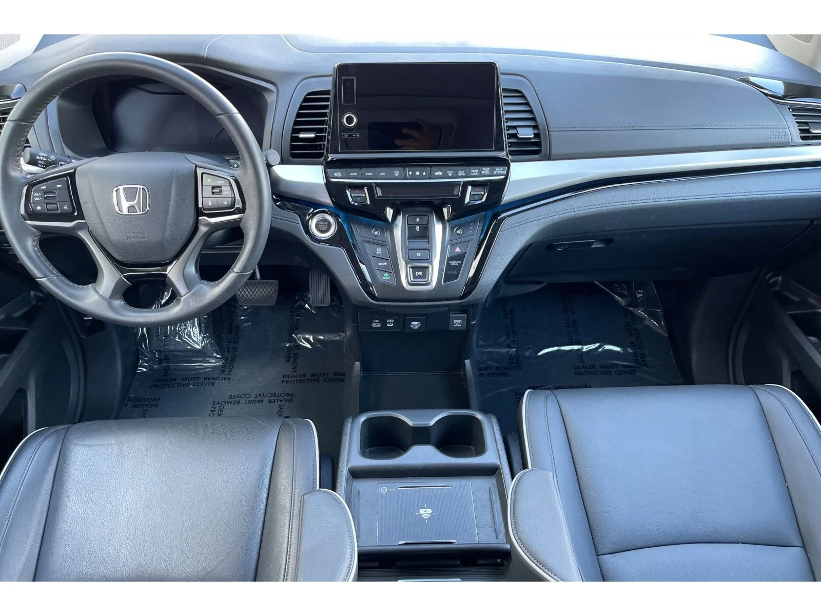 Used 2025 SONIC GRAY PEARL Honda Touring image 15