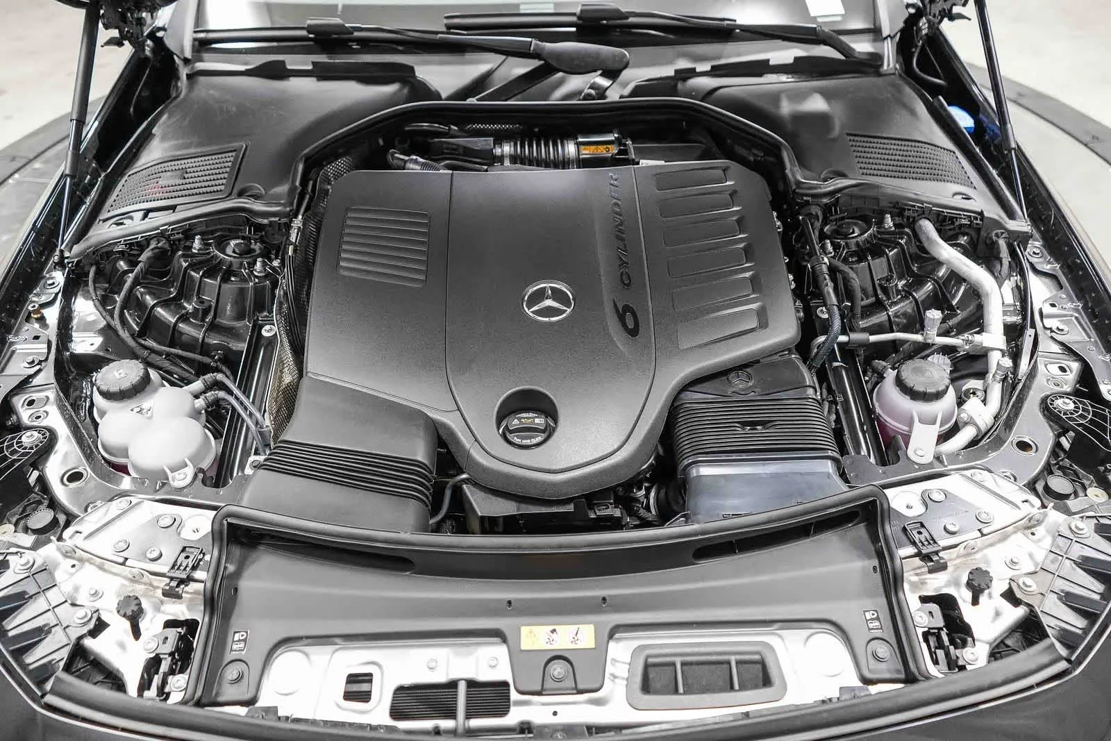 Nuevo 2026 Graphite Grey Metallic Mercedes-Benz CLE 450 imagen 72