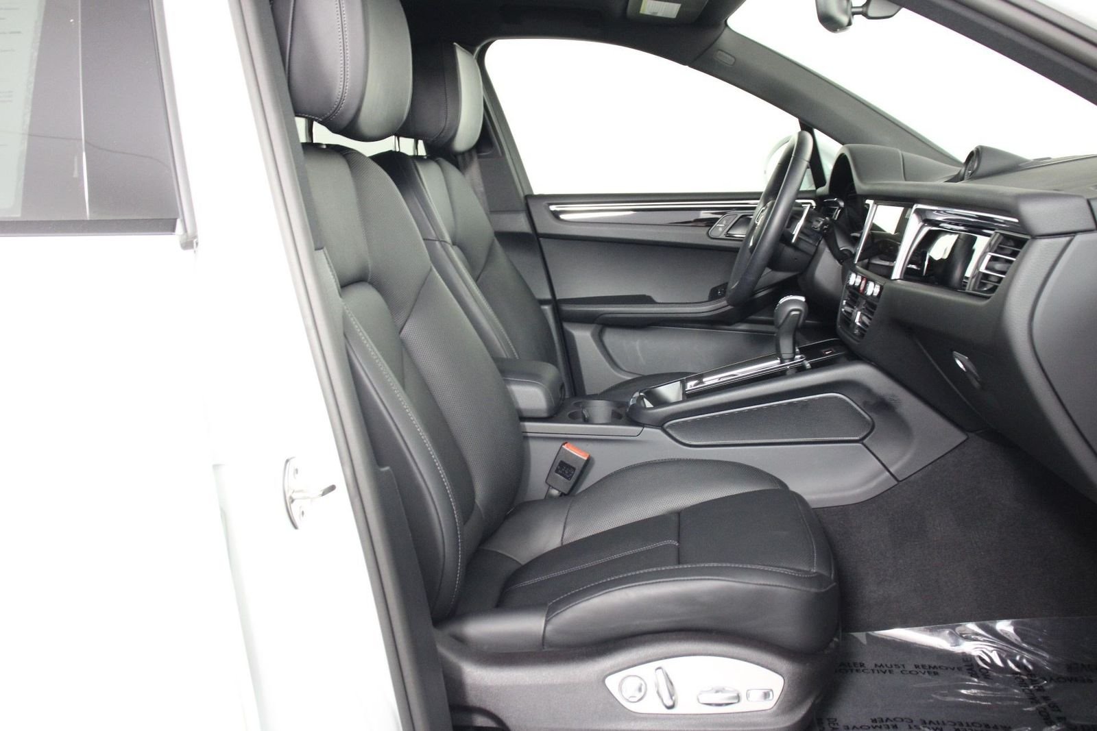 Certified Used 2026 White Porsche  image 31