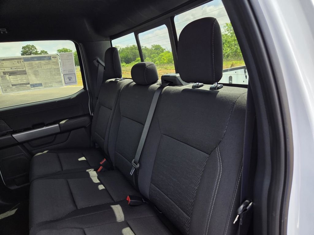 New 2026 Oxford White Ford XLT image 39