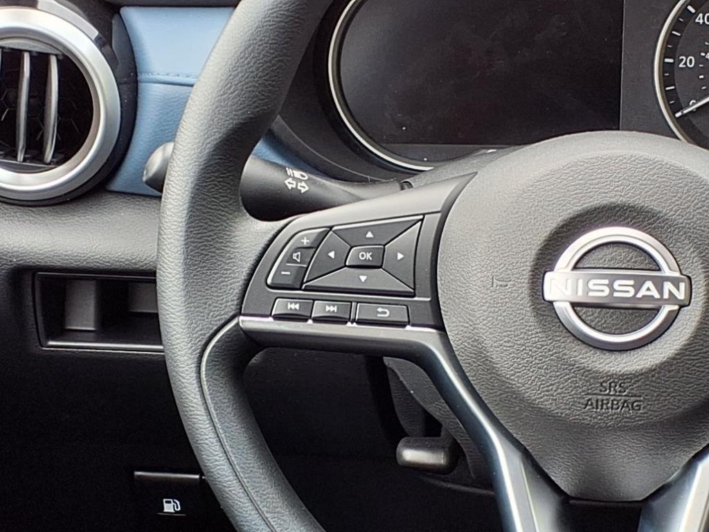 2025 Nissan Versa Sedan SV - Photo 13