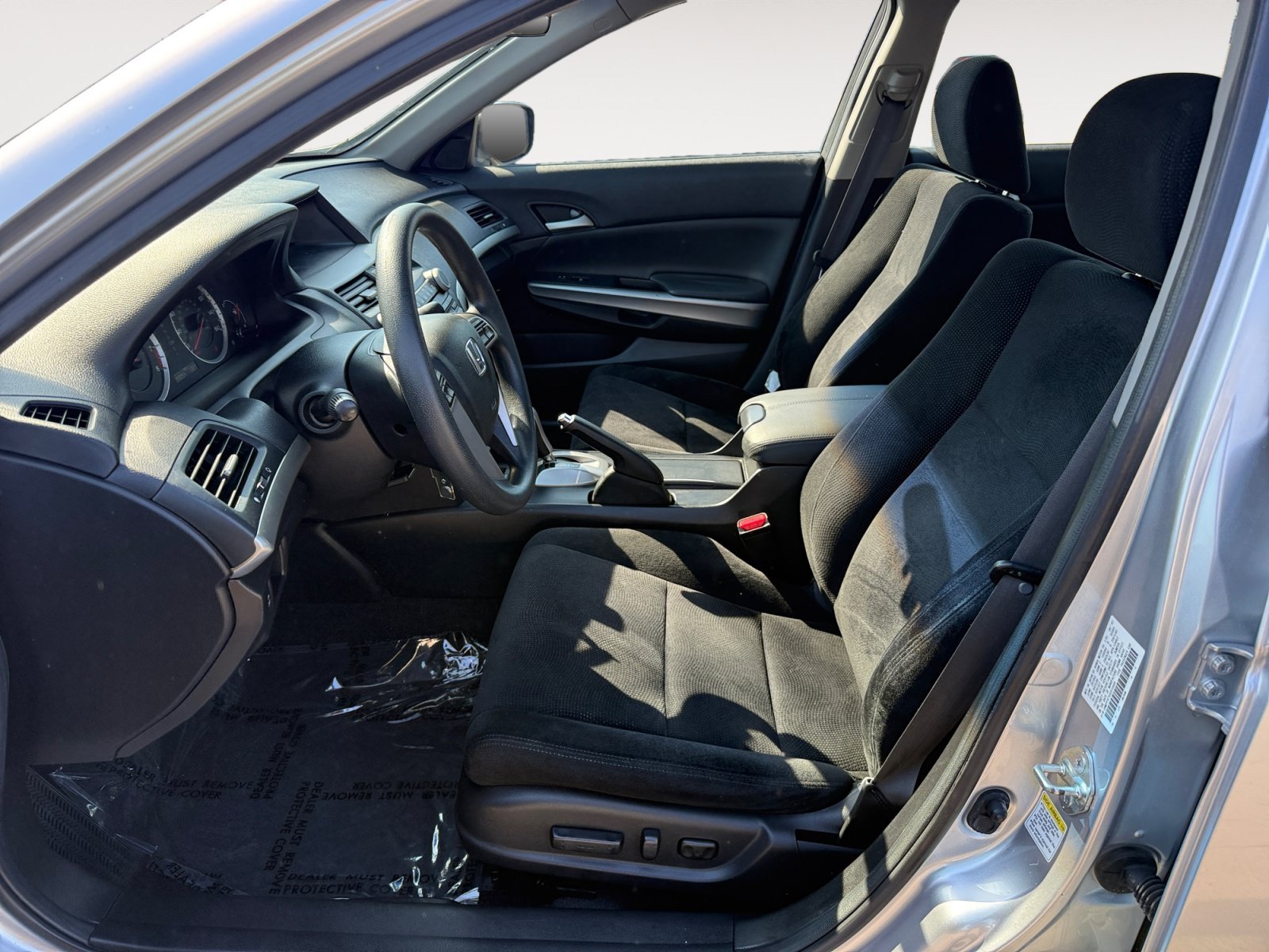 Used 2008 Alabaster Silver Metallic Honda EX image 10