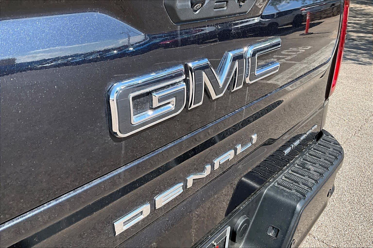 Used 2023 Titanium Rush Metallic GMC Denali Ultimate image 31