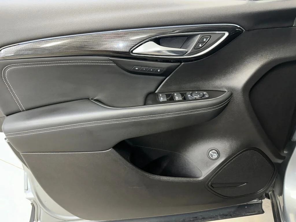 Used 2023 Moonstone Gray Metallic Buick Essence image 7