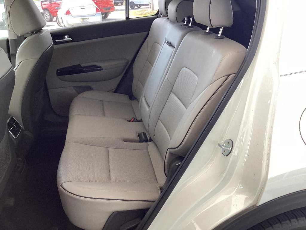 Used 2019 Snow White Pearl Kia EX image 12