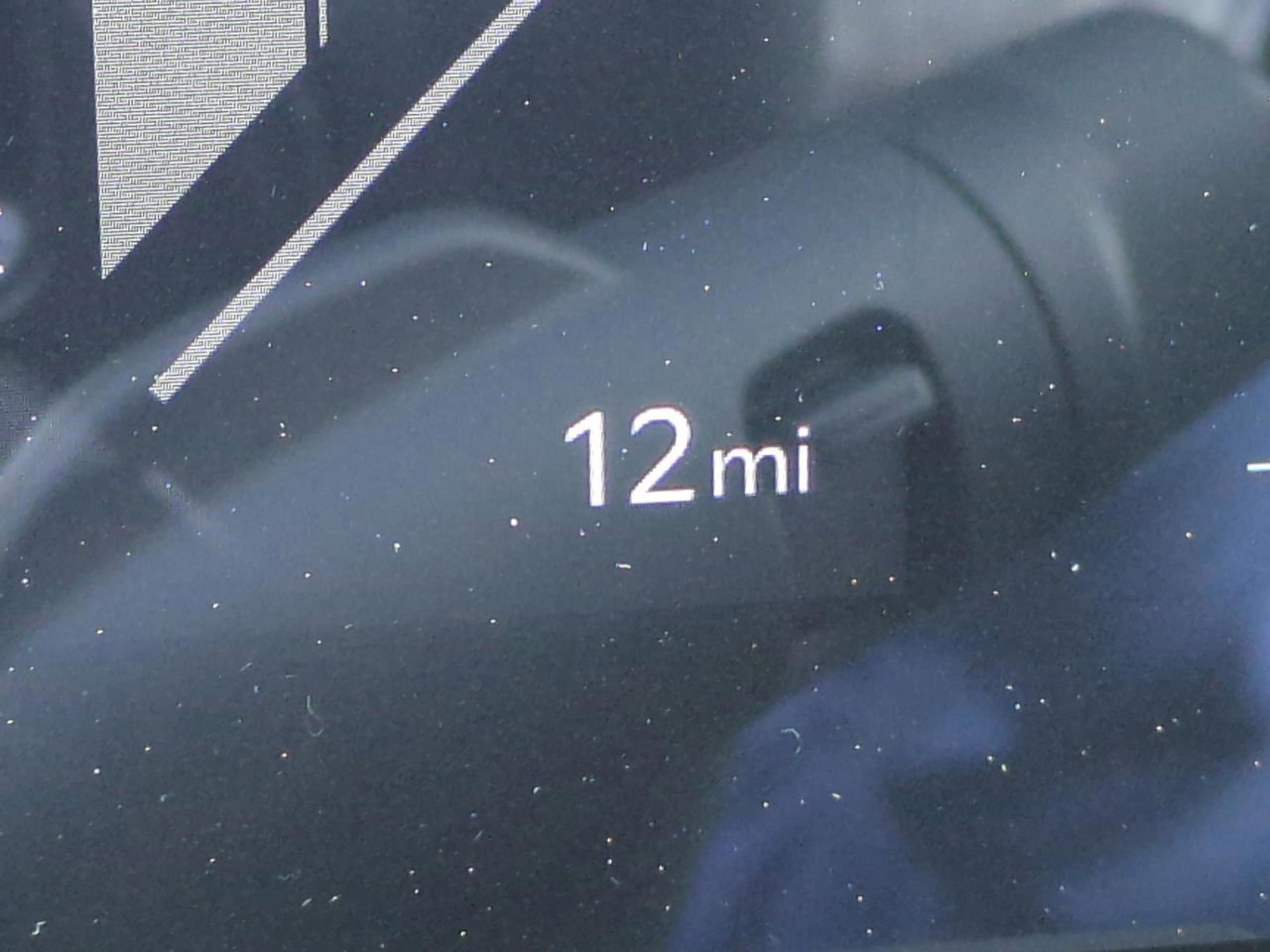 New 2027 Glacial White Pearl Kia SX image 35