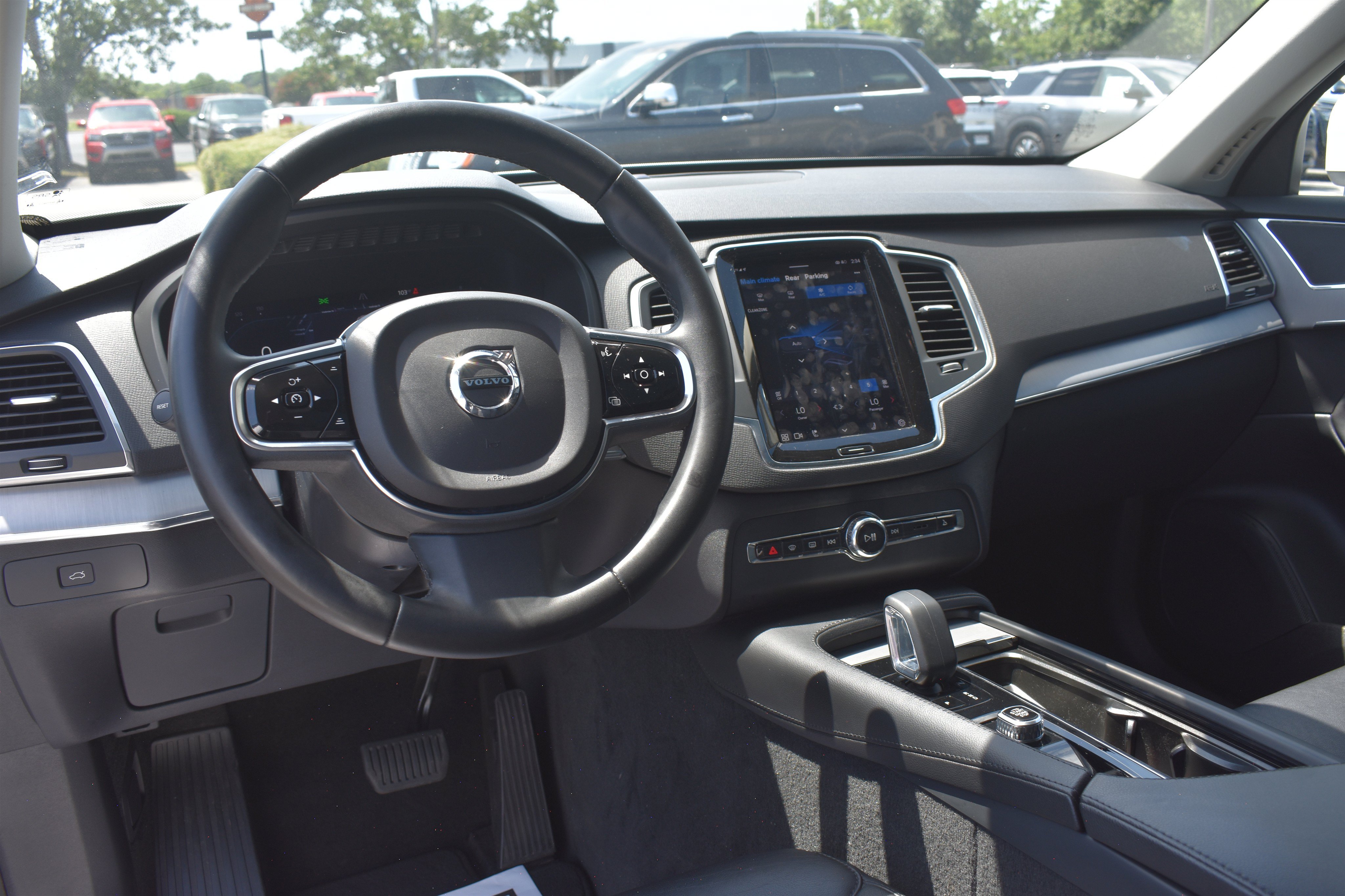 2023 Volvo XC90 Core - Photo 21
