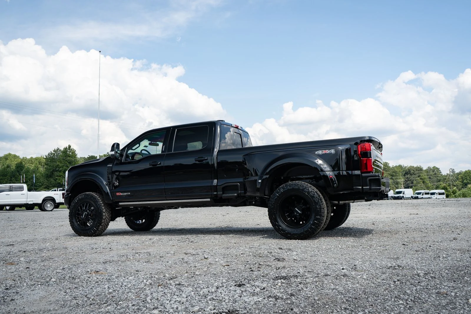 New 2026 Agate Black Metallic Ford F-350® Platinum® image 19