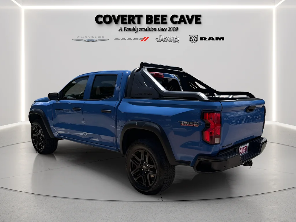 Used 2025 Blue Chevrolet Trail Boss image 10