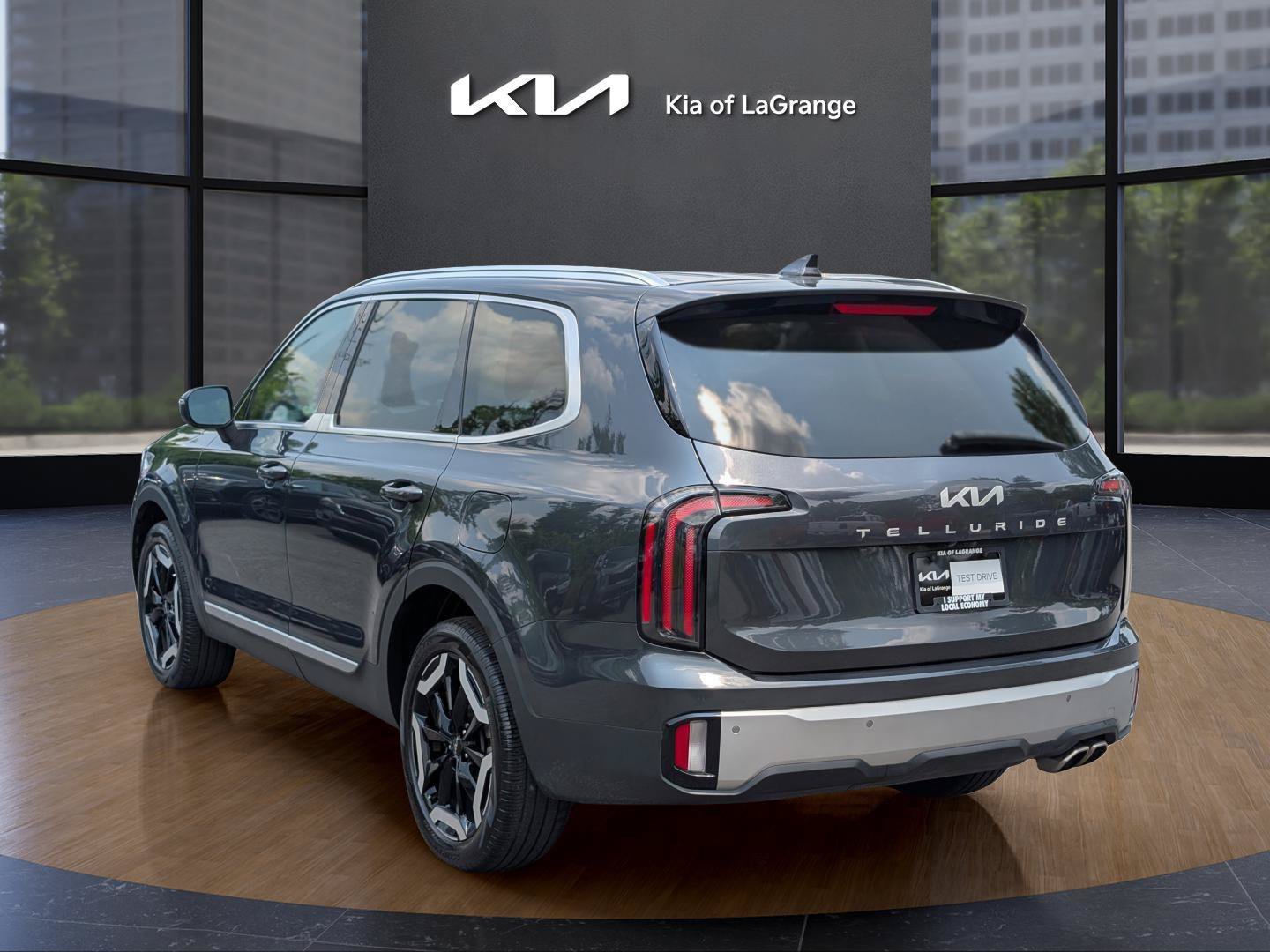 Used 2023 Dark Moss Kia EX image 7
